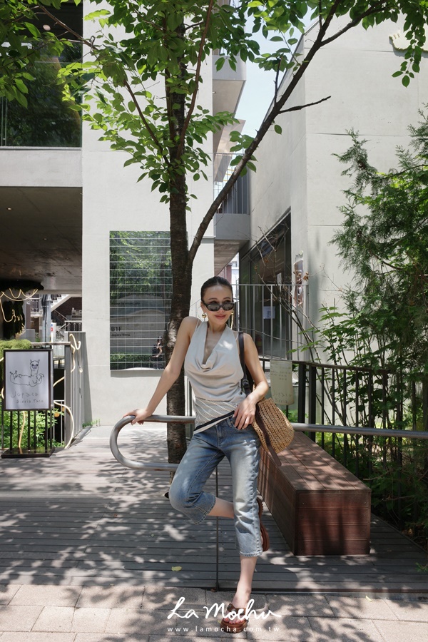 刷白牛仔喇叭卡布里褲